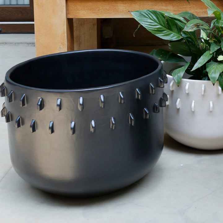 Black Gaia Spike Planter - L